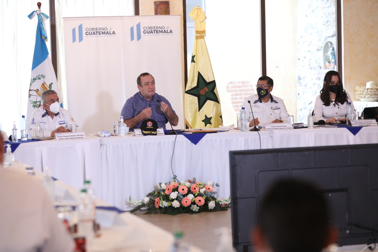 Presidente Giammattei se reúne con autoridades en El Progreso
