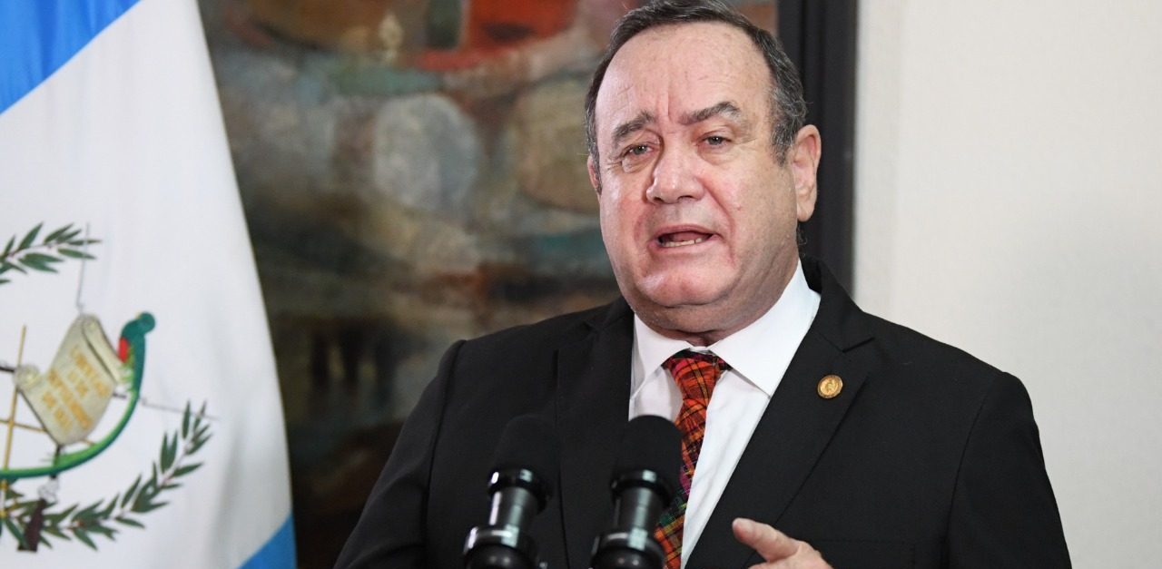 Presidente informa las medidas para la readecuación presupuestaria 2021