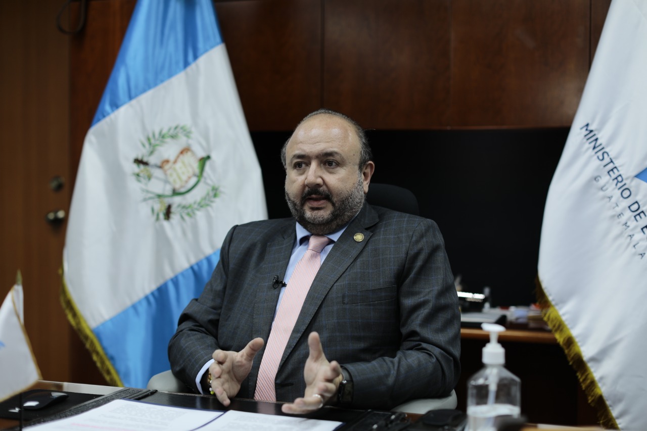 Ministro de Economía: “Fuimos el mejor país en América Latina con mejor posición económica”