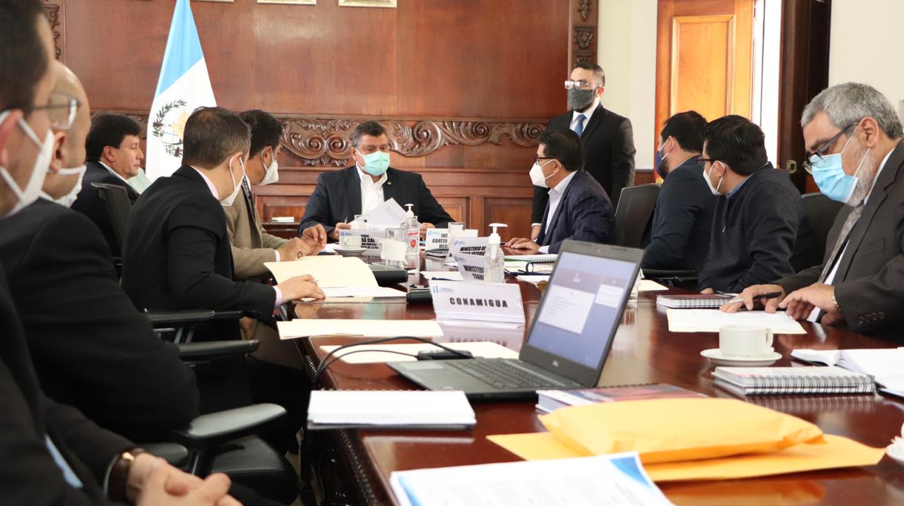 Guatemaltecos podrán tramitar pasaporte en el extranjero