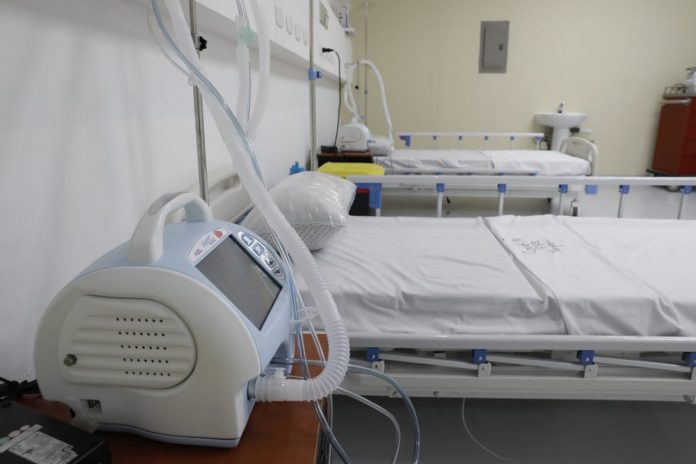 Hacen llamado de prevención a población ante límite de capacidad en hospitales
