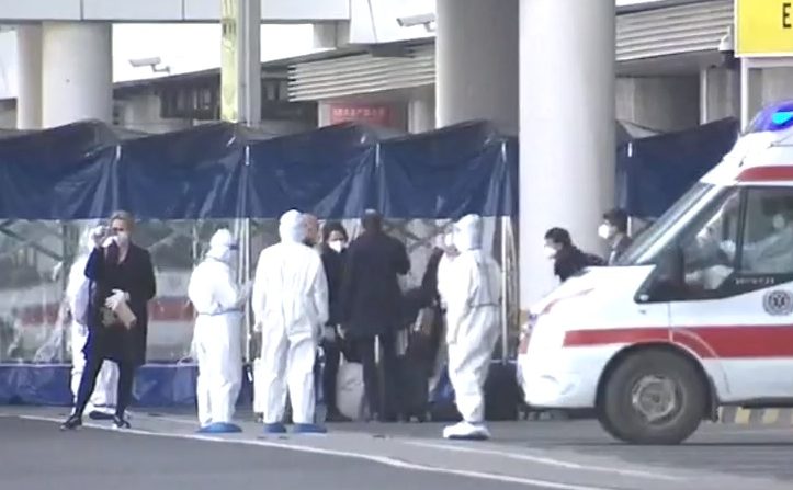 Misión de expertos que investigará origen del COVID-19 en China está en cuarentena