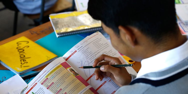 Día Internacional de la Educación: Cuáles han sido las acciones del Gobierno en esa materia