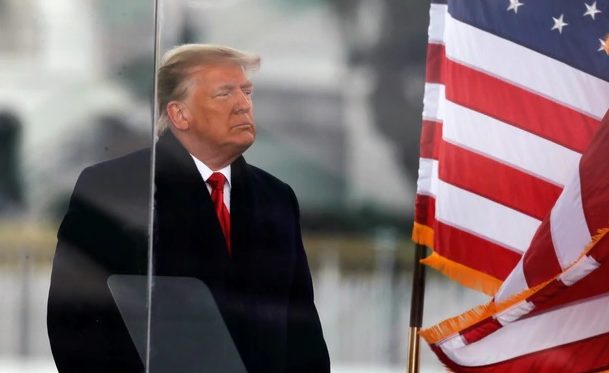Tras los disturbios en el Capitolio, Trump promete transición ordenada