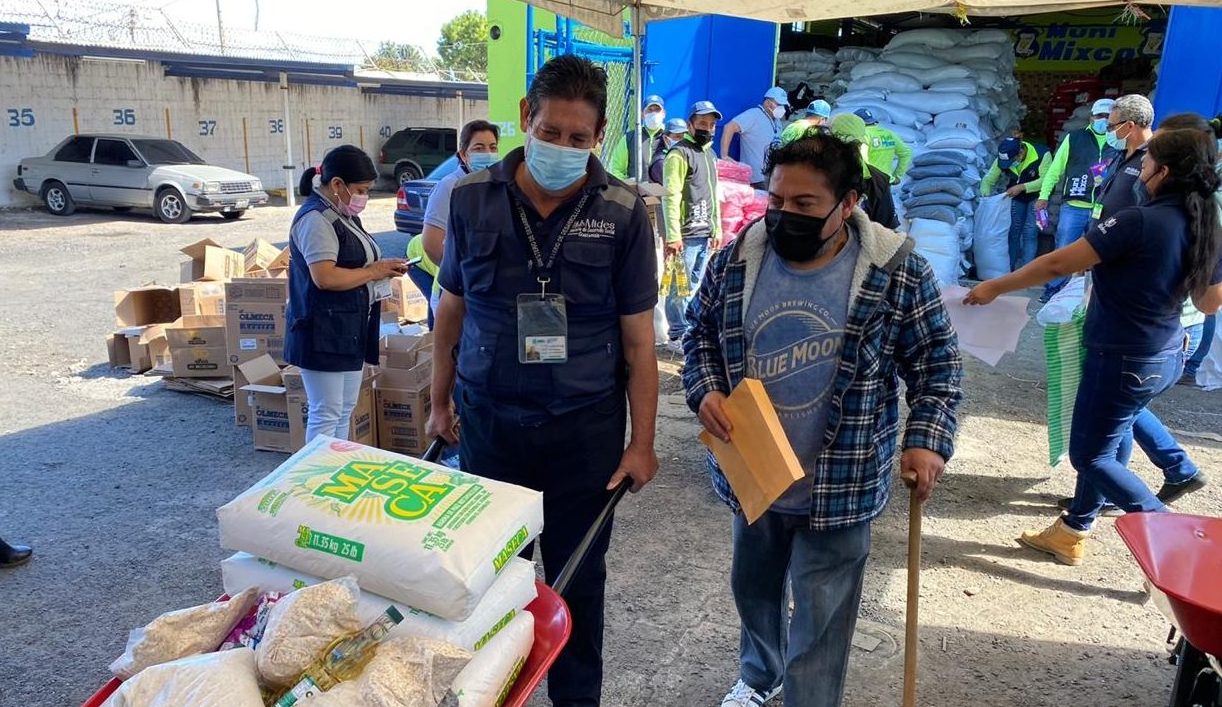Mides inicia entrega de alimentos en la ciudad capital
