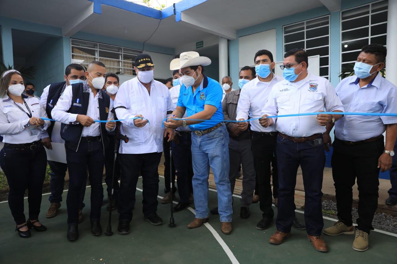 Presidente Giammattei se reunió con alcaldes para avanzar en temas de desarrollo