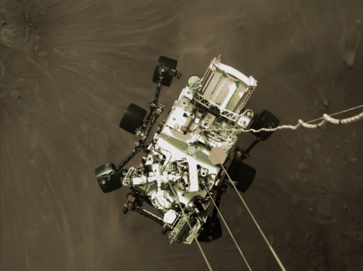 El rover Perseverance de la NASA recoge la primera muestra de Marte