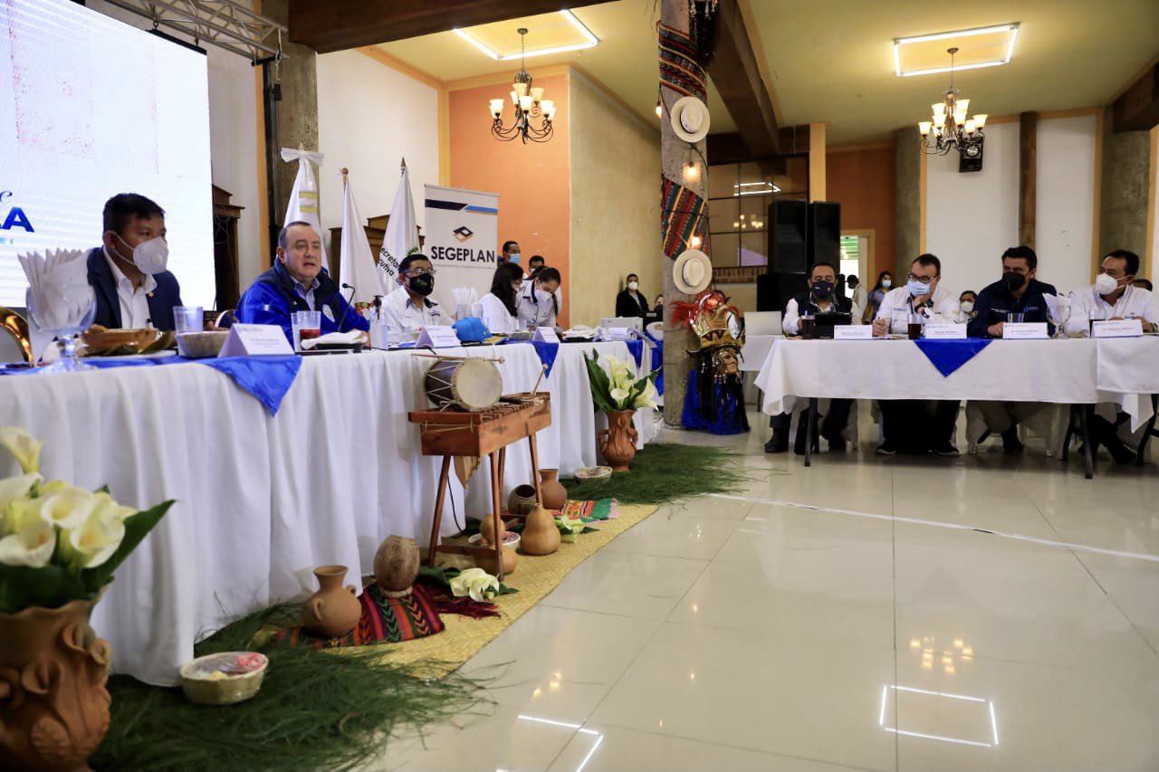 Jornada presidencial: “340 municipios fuertes hacen un Estado fuerte”, dice el mandatario