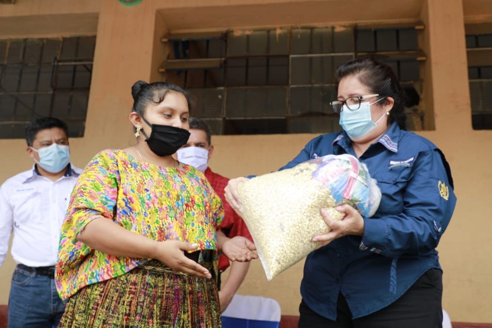 Mineduc garantizará alimentación escolar desde primer día de clases