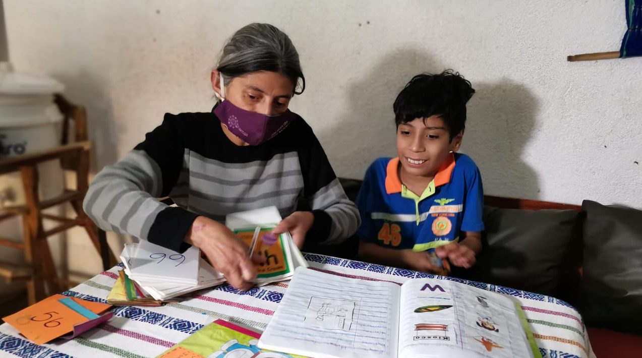 Esteban, el ejemplo de la educación inclusiva en Santo Domingo Xenacoj