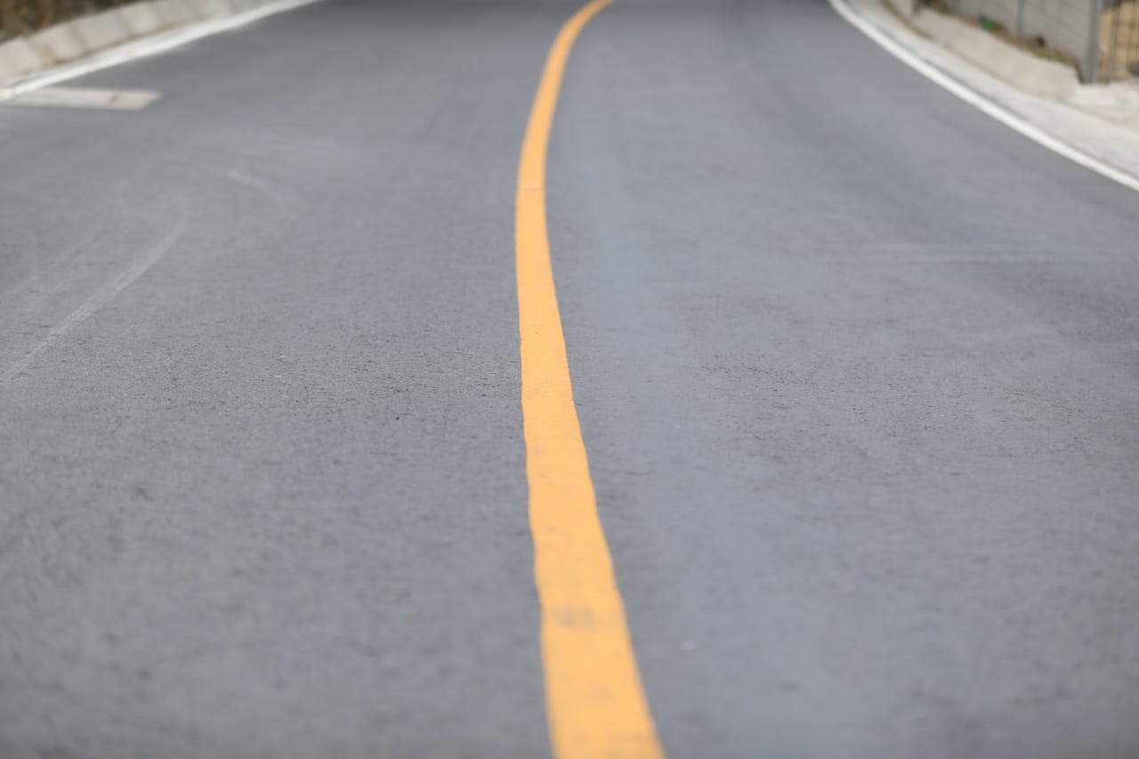 Autoridades locales ven importancia de atender infraestructura vial del país