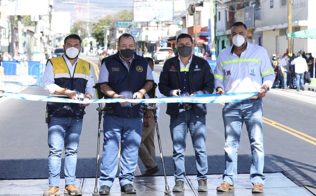 Más de 100 mil conductores se benefician con mejoramiento de calle principal de Villa Nueva