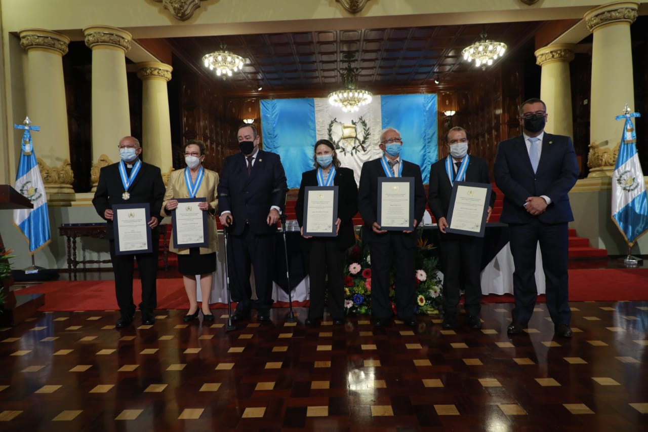 Presidente otorga Orden Nacional del Patrimonio Cultural