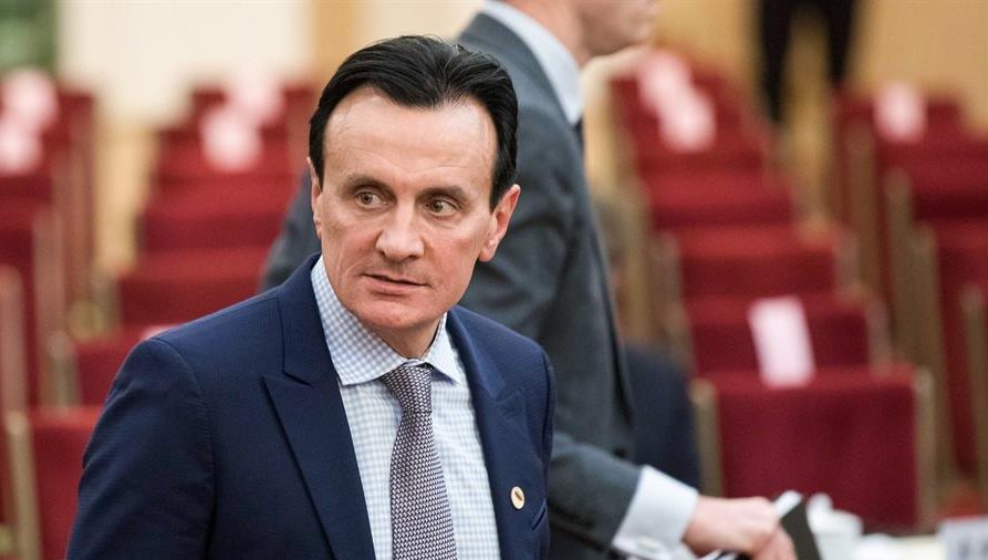 AstraZeneca cree que se pondrá al día con entregas a la Unión Europea en segundo trimestre