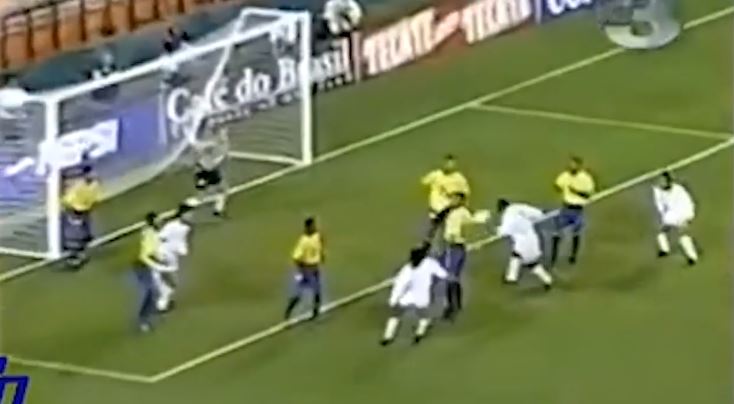 Efemérides: Juan Carlos Plata anotó un gol milagroso ante Brasil hace 23 años