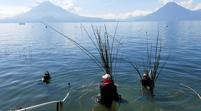 Ambiente da seguimiento a contaminación al lago de Atitlán