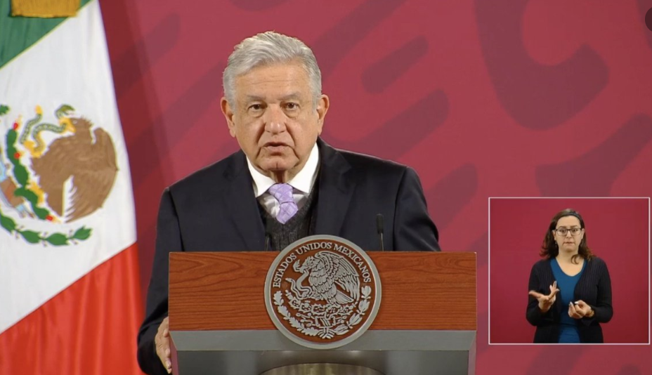 López Obrador lamenta muerte de militares en accidente aéreo en México