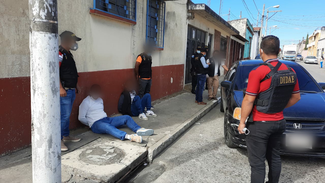 PNC efectúa capturas y decomiso de armas en operativos de este sábado