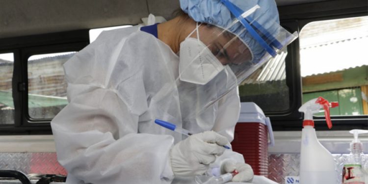 Salud sobrepasa las 850 mil pruebas de COVID-19 realizadas durante la emergencia