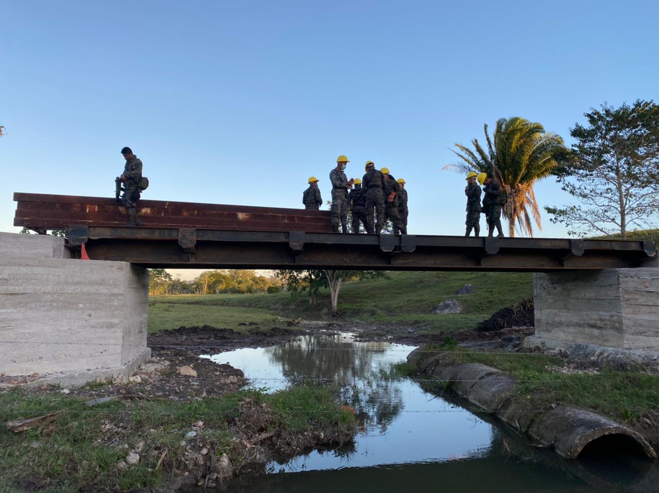 puente rural en Petén