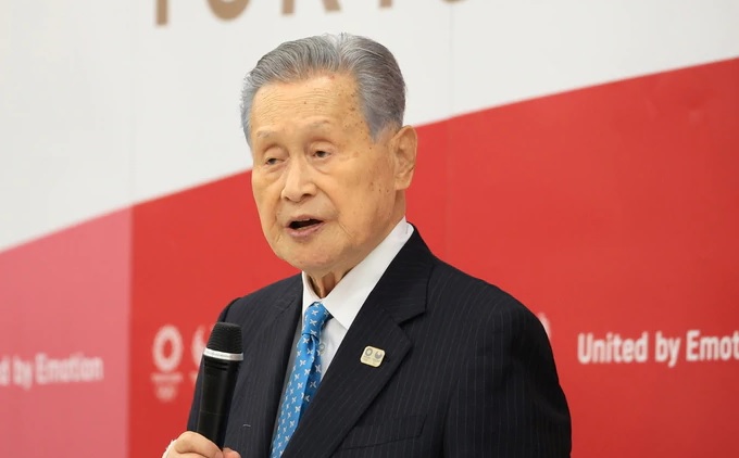 Renuncia presidente de comité organizador de Juegos Olímpicos de Tokio