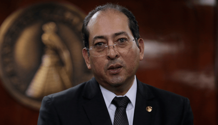 Guatemala está en la senda de crecimiento económico, dice el presidente del Banguat