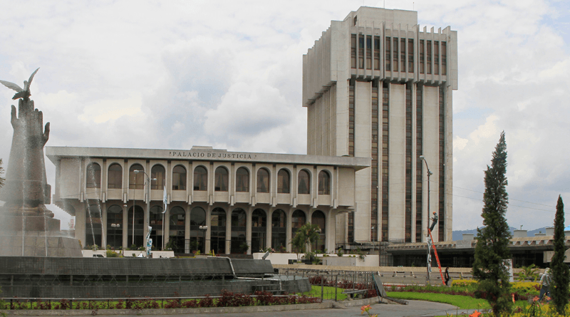 Presidente Giammattei solicita que se agilicen procesos judiciales