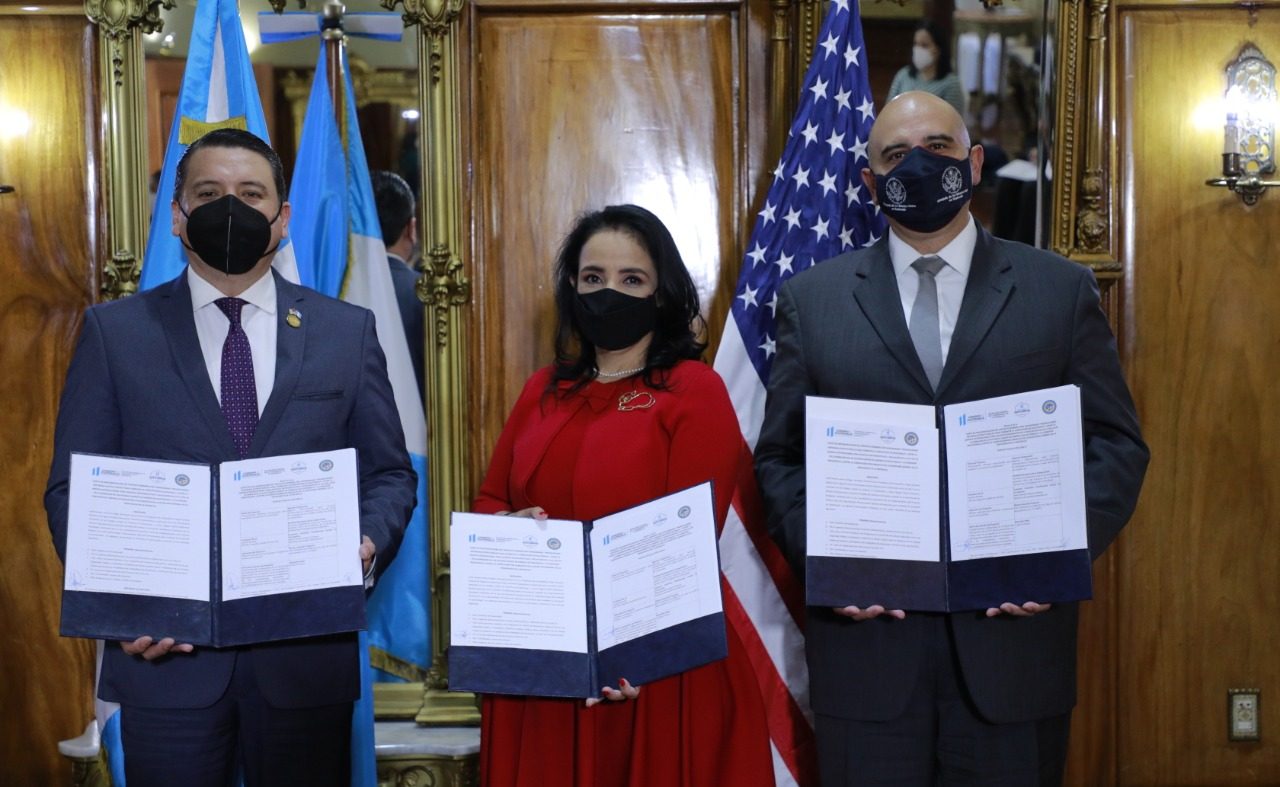 Guatemala recibe donación de Estados Unidos para la lucha contra la corrupción