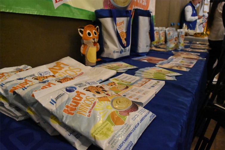 Entregan alimentos fortificados en las áreas de salud./Foto: MSPAS.