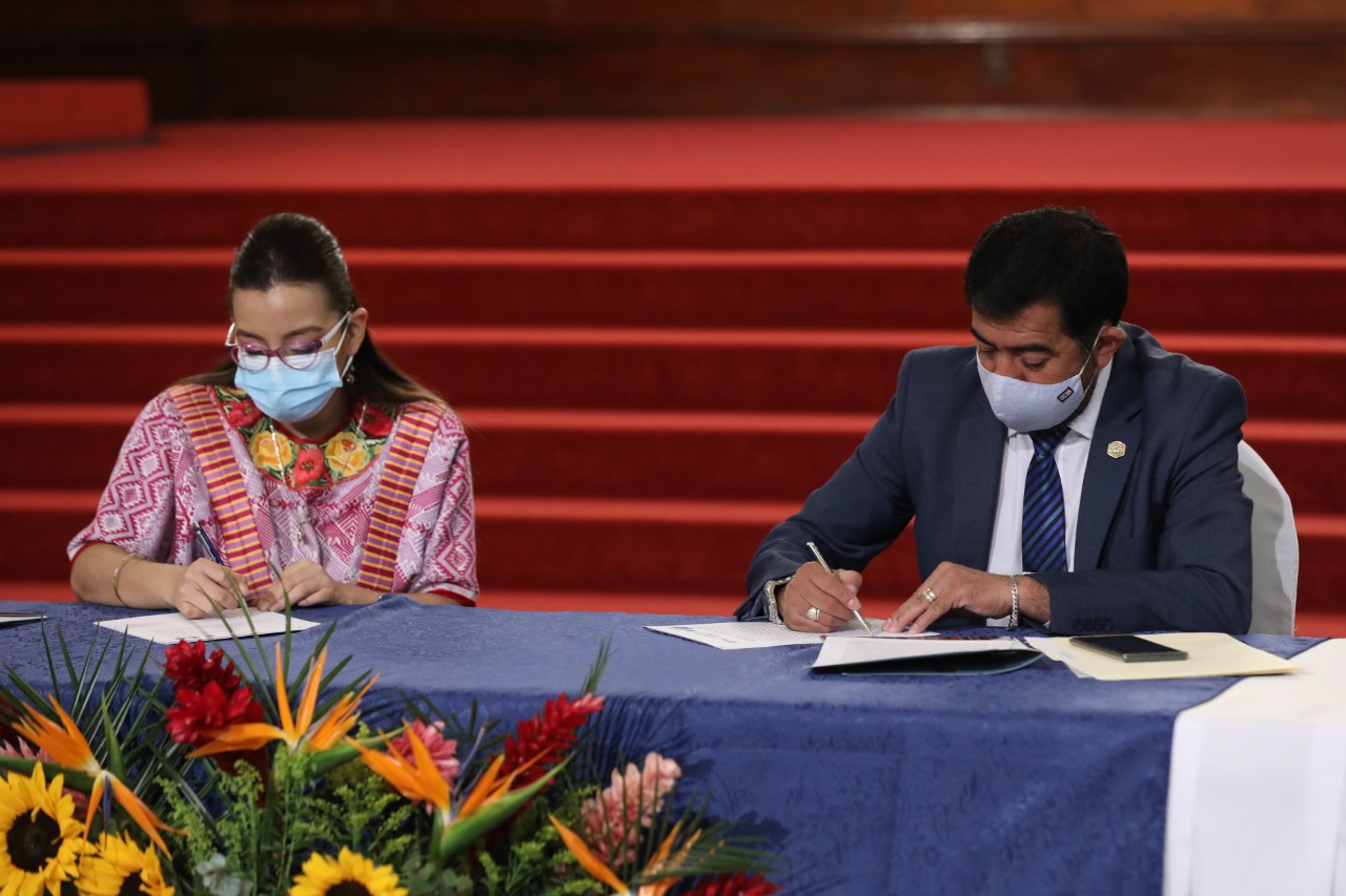 Firman convenio contra la discriminación y racismo en Guatemala