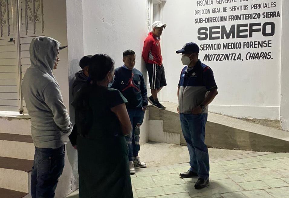 Funcionarios guatemaltecos se presentaron al Servicio Médico Forense de Motozintla, Chiapas