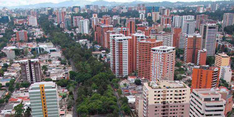 Finanzas, Mineco y sector empresarial resaltan perspectiva de crecimiento económico y clima de negocios