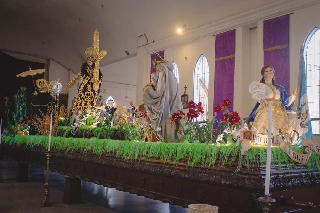 Devotos veneran al Nazareno de San Felipe este Miércoles Santo