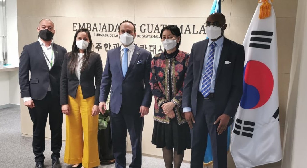 Guatemala busca apoyo en Corea para crear Centro Regional para el Combate de Incendios Forestales