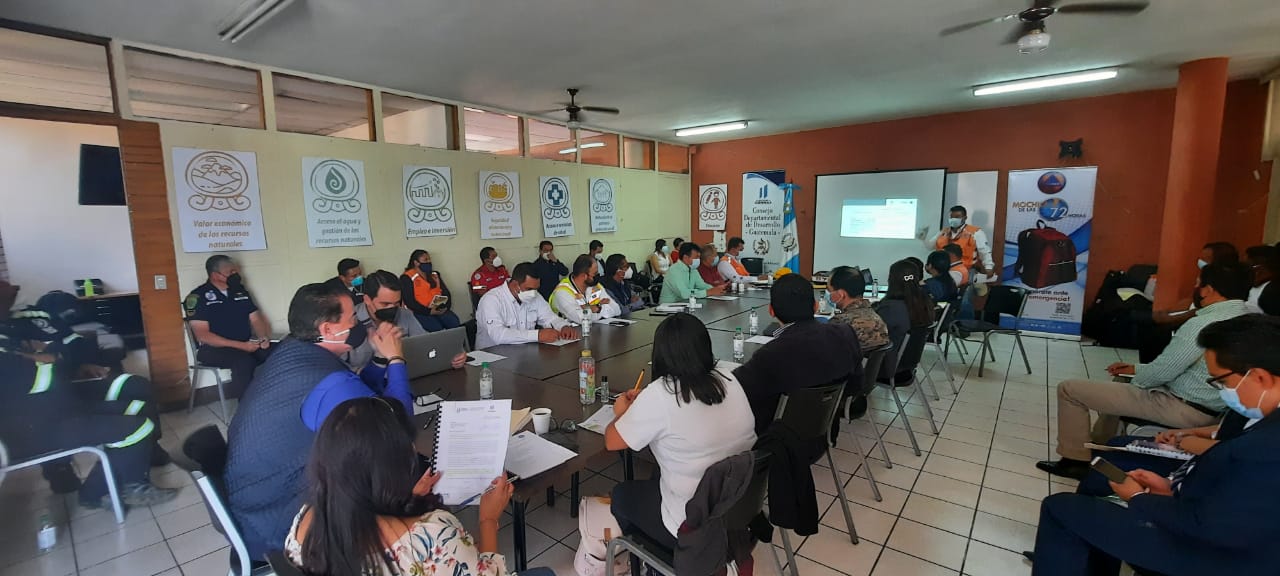Conforman mesa permanente por riesgo de actividad volcánica