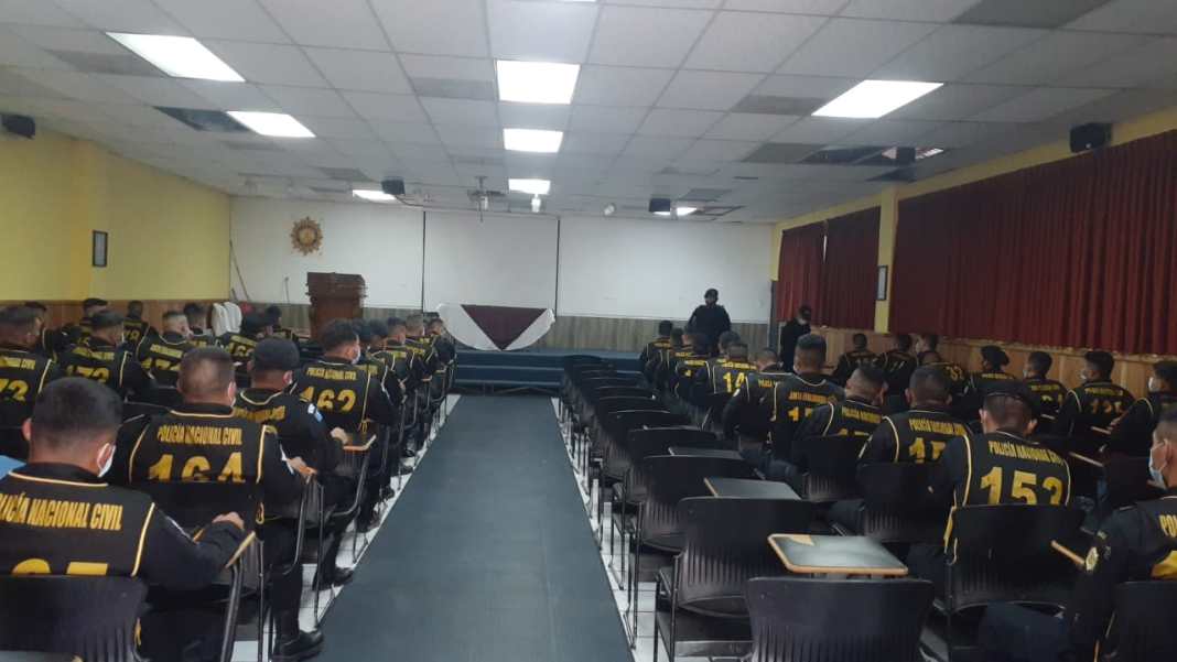 Gobernación promueve la especialización de policías antinarcóticos