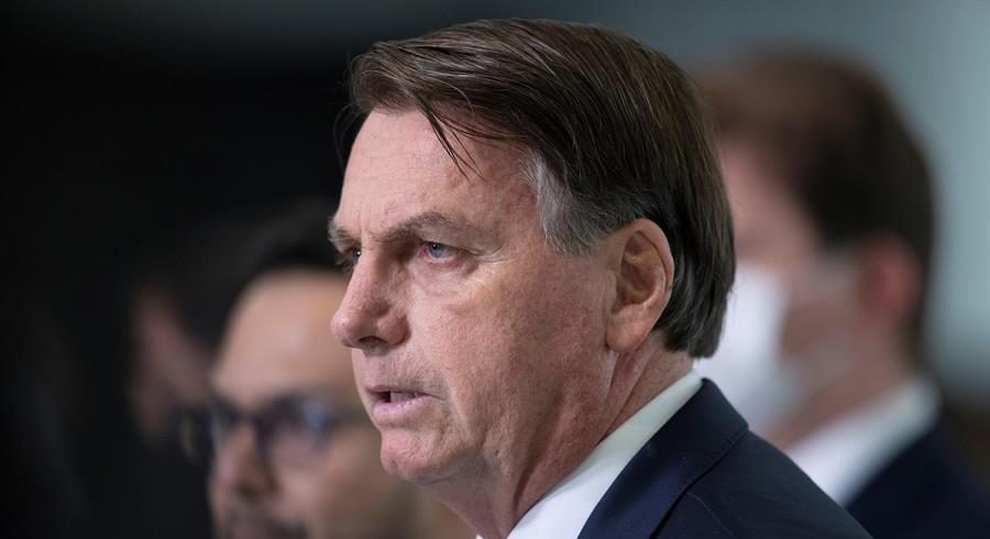 Bolsonaro rechaza las restricciones de movimientos y pide volver al trabajo