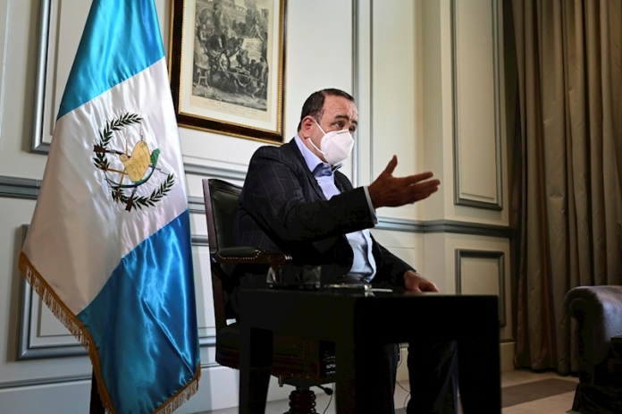 Presidente Giammattei pide a EE. UU. y México abrir mercados para frenar migración
