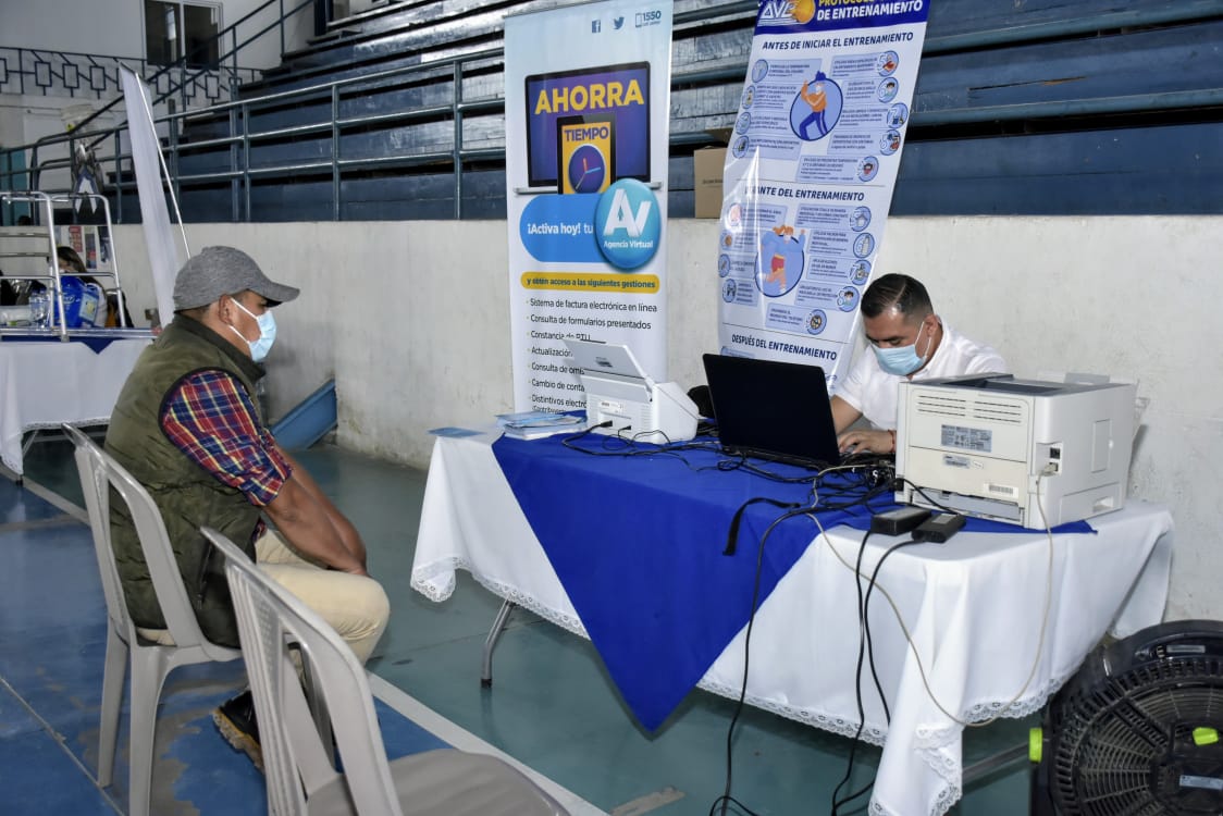 Inauguran primera jornada móvil de servicios integrados en Alta Verapaz