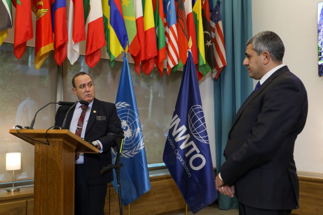 Presidente Giammattei se reúne con secretario general de la Organización Mundial de Turismo