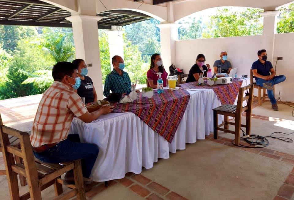 Reunión con autoridades locales de Alta Verapaz