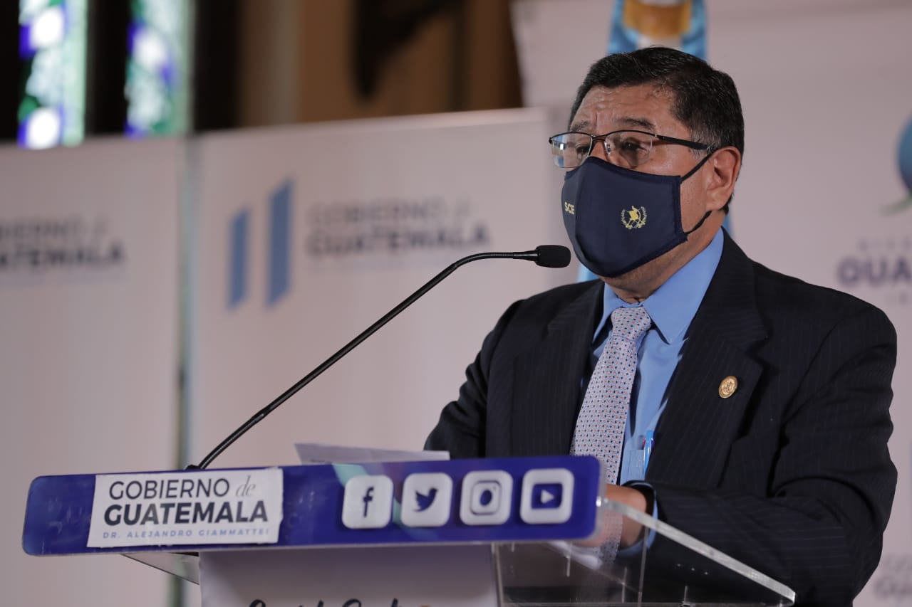 SCEP anuncia plan de apoyo para vacunar contra COVID-19 en la provincia
