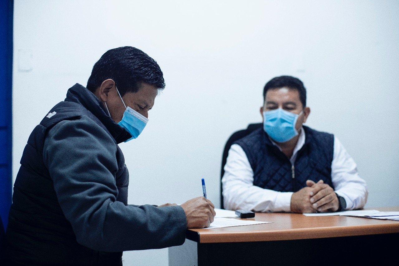 Vecinos de San Juan Chamelco se beneficiarán con mejoramiento de camino rural