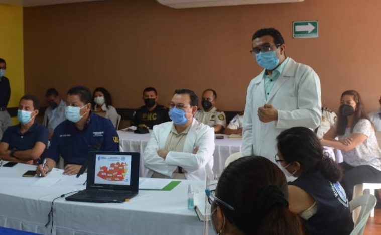 Incrementarán medidas sanitarias en mercados y transporte público de Escuintla
