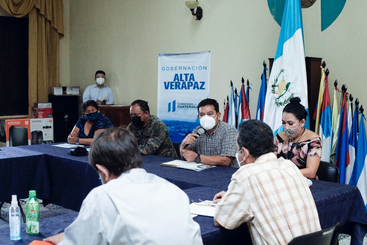 Autoridades de Alta Verapaz buscan resolver problemas de invasión y deforestación