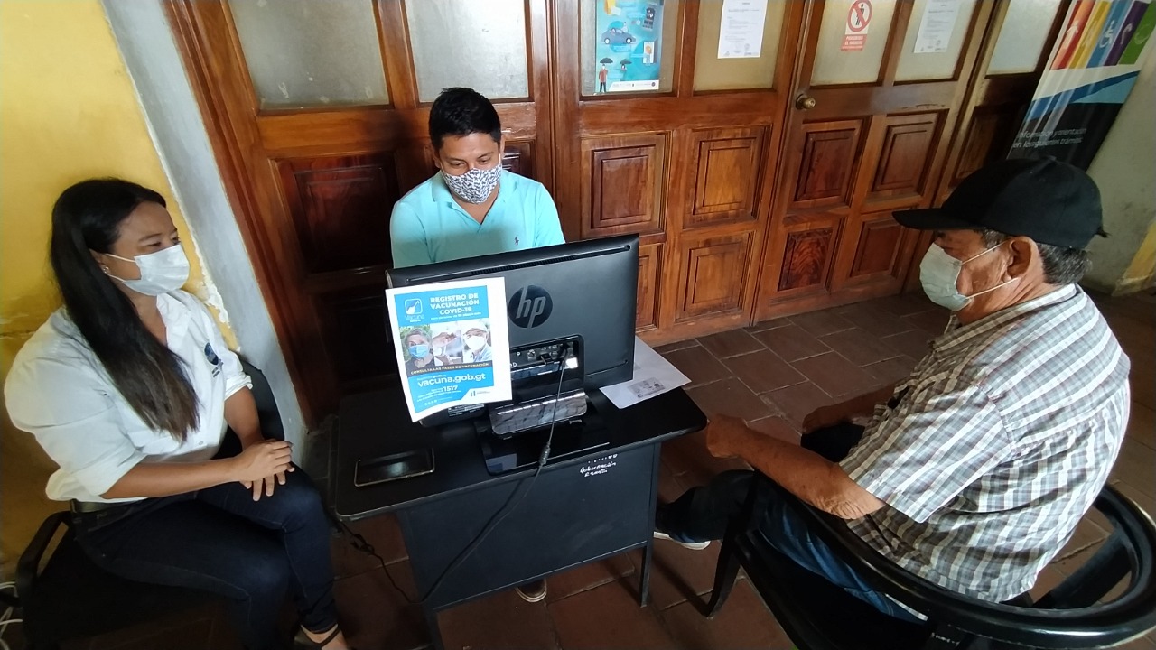 Comienza registro para vacunación contra el COVID-19 en Suchitepéquez