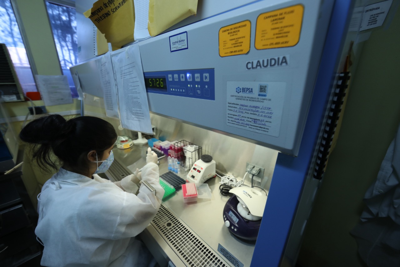 Laboratorio Nacional fortalece capacidades para identificar nuevas variantes del SARS-CoV-2