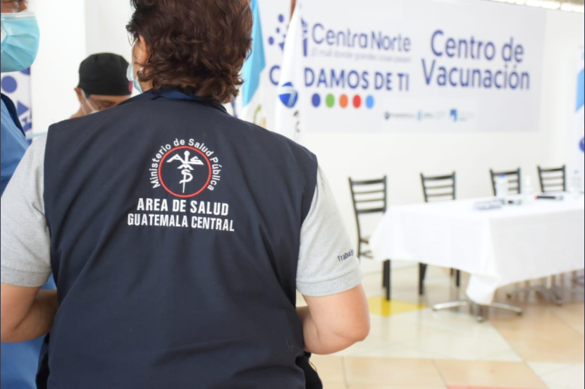 Guatemala tendrá 548 centros de vacunación contra el coronavirus