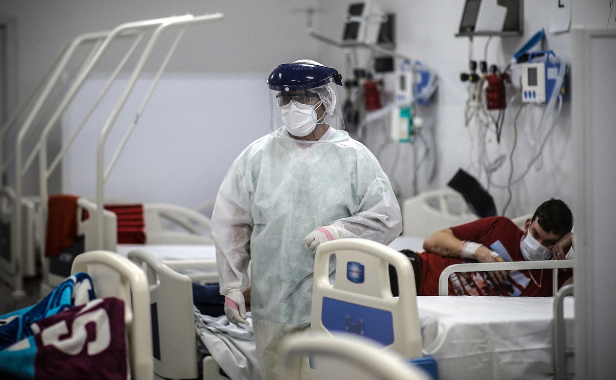 México llega a más de 200 mil muertes por COVID-19 y supera los 2 millones de contagios
