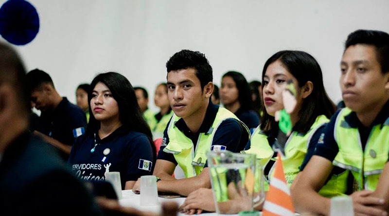 Invitan a jóvenes de Chimaltenango a participar en el servicio cívico